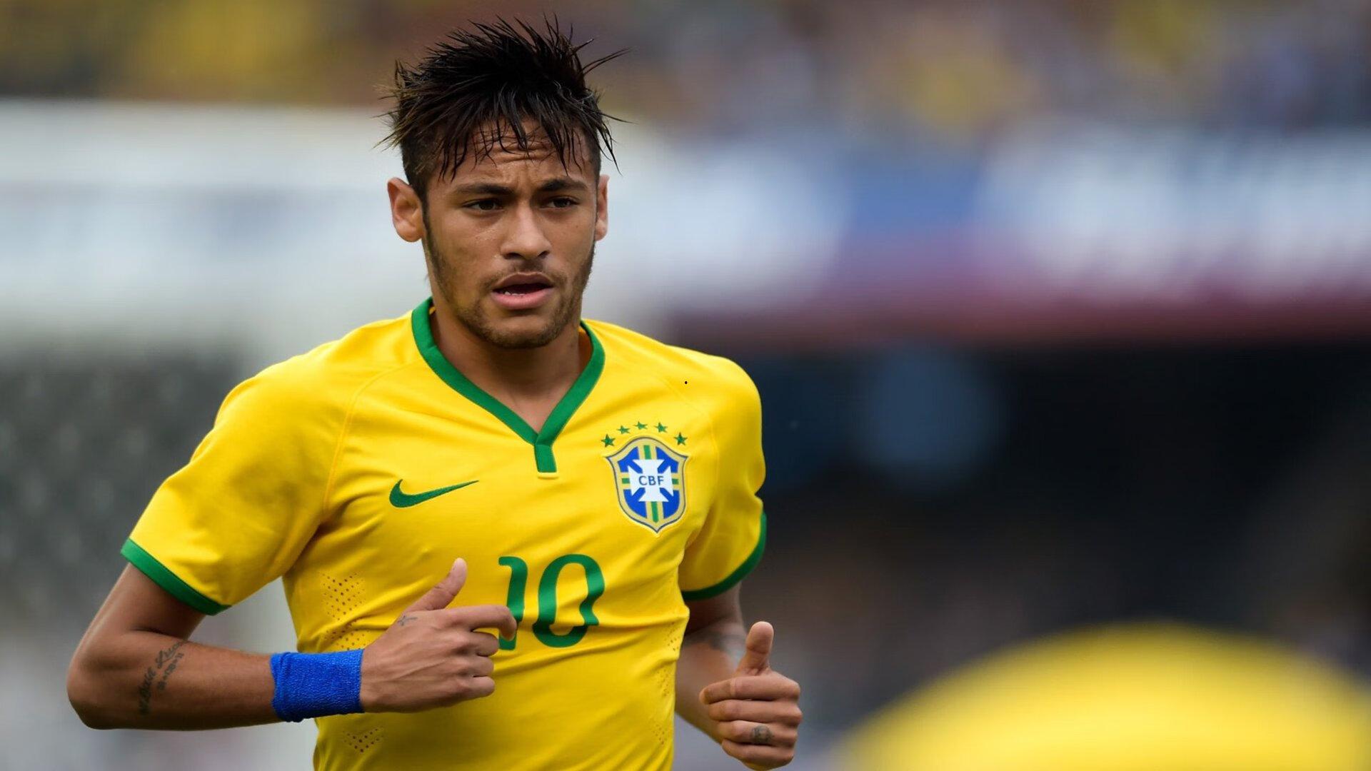 蓝黑队长展大哥风范！劳塔罗搭肩安慰17岁新星马斯坦托诺 少年泪洒赛场后将赴皇马开启新征程